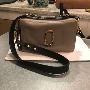 Marc Jacobs Softshot 27 Crossbody Bag